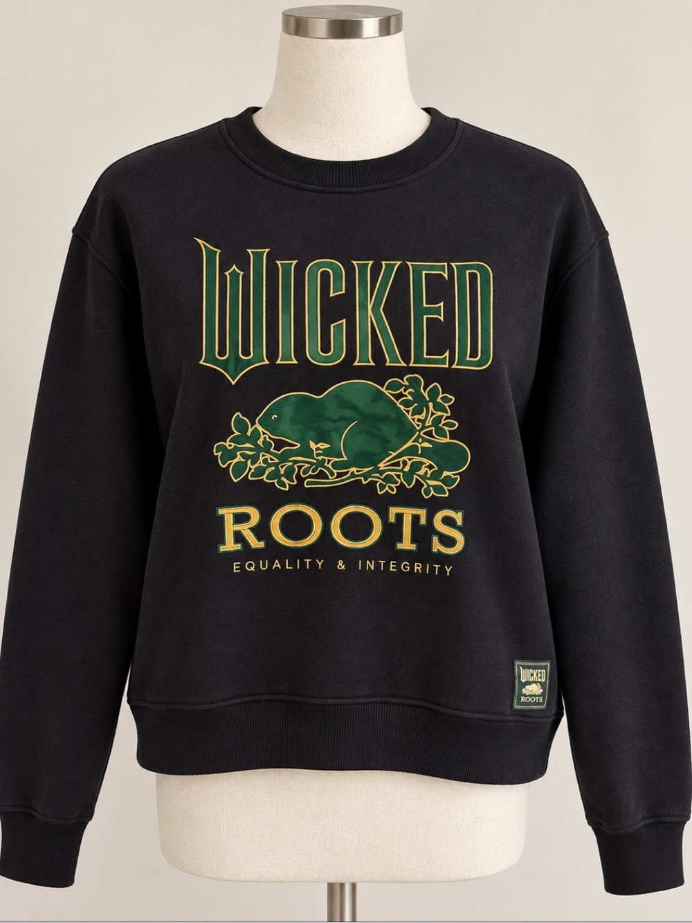 Roots x Wicked Graphic Crewneck Sweatshirt Black Large Defy Gravity